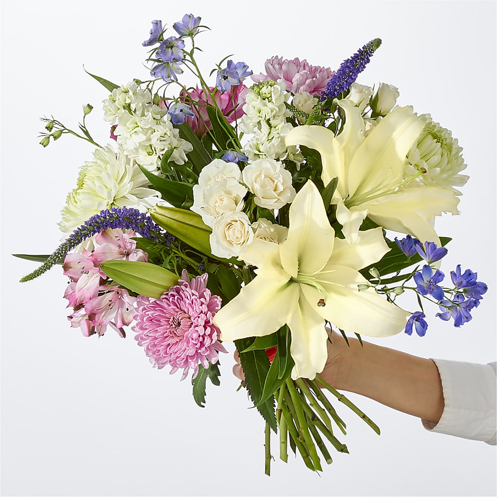 Winter Celebration Bouquet – RIDLEY'S, Twin Falls ID