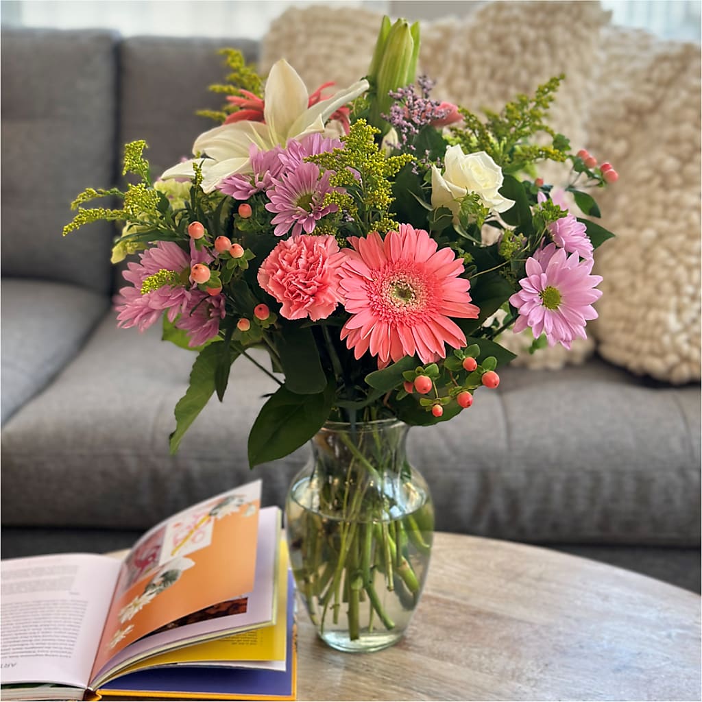 Pastel Tradition - A Florist Original – RIDLEY'S, Twin Falls ID