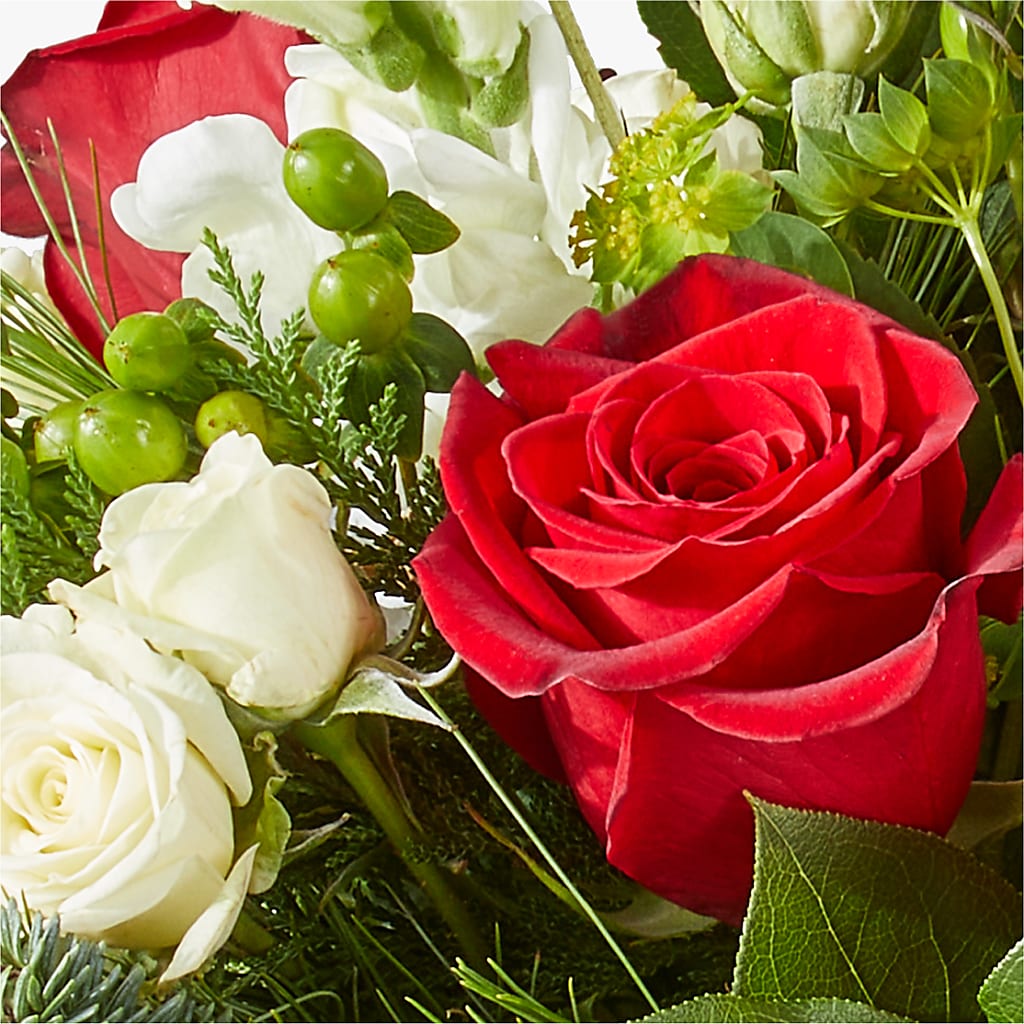 Deck the Halls Bouquet – RIDLEY'S, Twin Falls ID