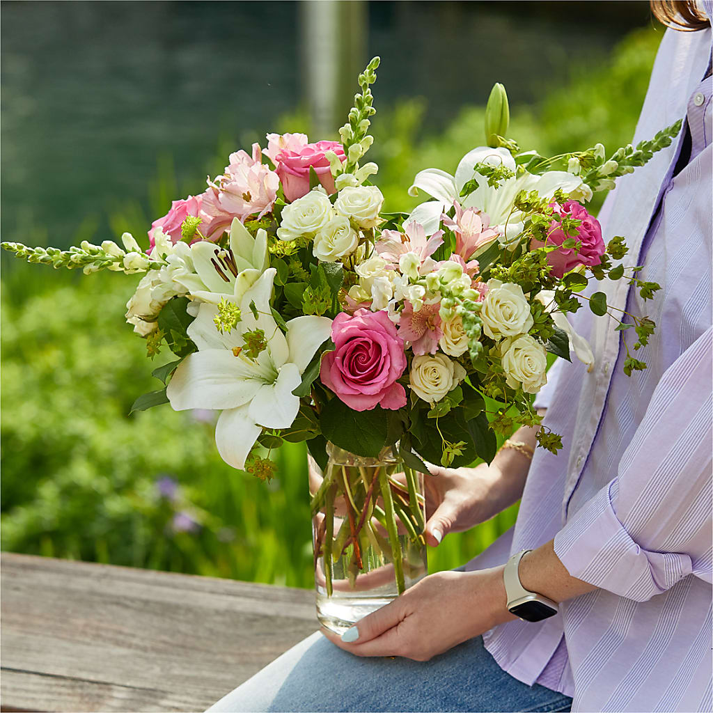 Fondly Bouquet – RIDLEY'S, Twin Falls ID